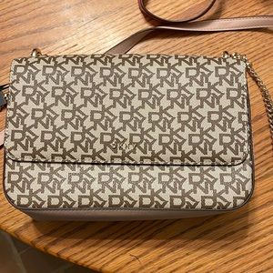 DNKY purse
